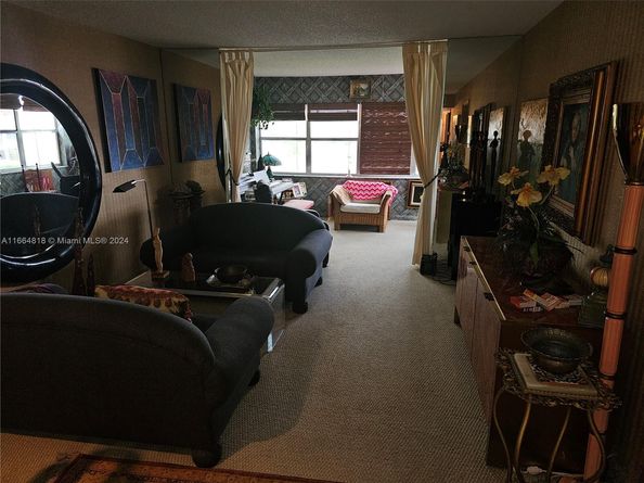 9441 Sunrise Lakes Blvd 308, Sunrise FL 33322