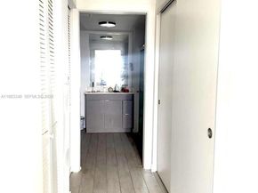 321 NE 26th St 701, Miami FL 33137