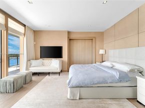 800 S Pointe Dr 901, Miami Beach FL 33139