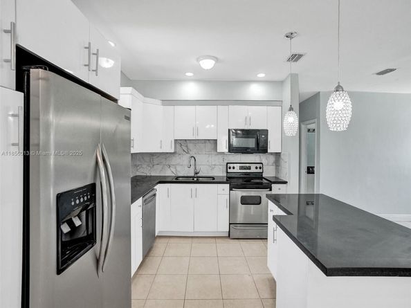 3431 Jackson Blvd, Fort Lauderdale FL 33312