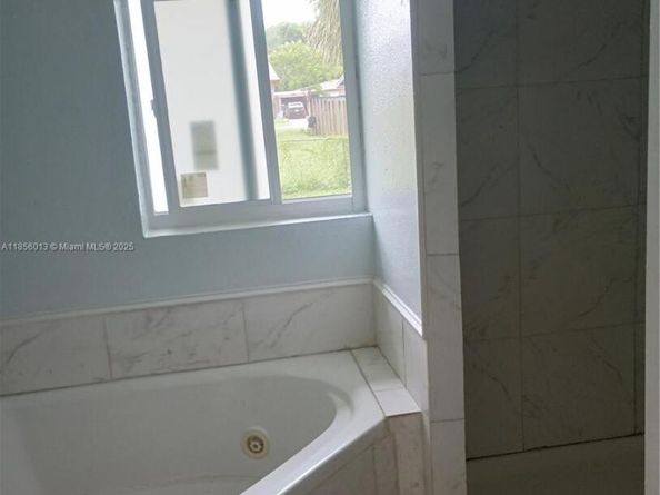 3431 Jackson Blvd, Fort Lauderdale FL 33312