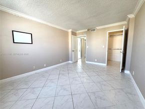 290 174th St 1112, Sunny Isles Beach FL 33160