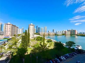 290 174th St 1112, Sunny Isles Beach FL 33160