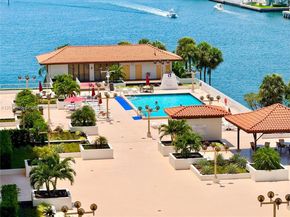 290 174th St 1112, Sunny Isles Beach FL 33160