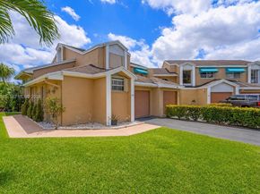 7059 Woodmont Way, Tamarac FL 33321