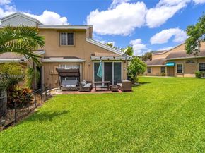 7059 Woodmont Way, Tamarac FL 33321