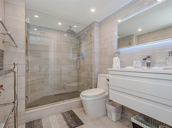 90 Alton Rd 2506, Miami Beach FL 33139