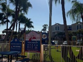 8670 NW 6th Ln 4210, Miami FL 33126