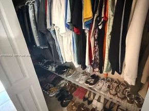 8670 NW 6th Ln 4210, Miami FL 33126