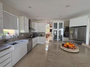 12513 NW 18th Mnr, Pembroke Pines FL 33028