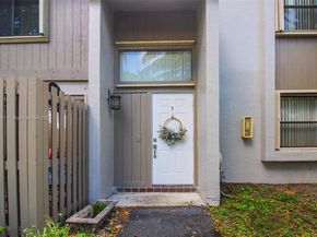 10619 SW 113th Pl 88B, Miami FL 33176