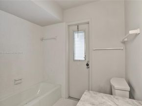 8280 SW 205th St, Cutler Bay FL 33189