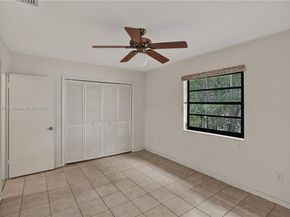 8280 SW 205th St, Cutler Bay FL 33189