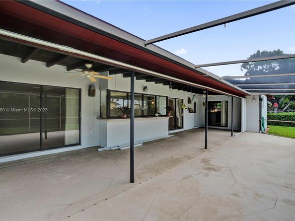 8280 SW 205th St, Cutler Bay FL 33189