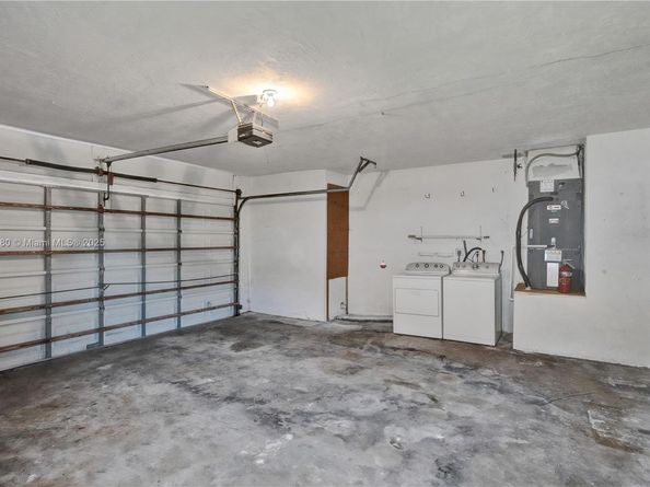 8280 SW 205th St, Cutler Bay FL 33189