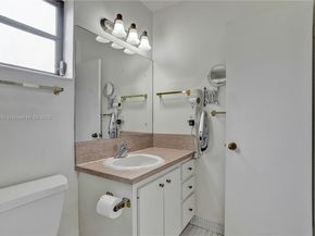 8280 SW 205th St, Cutler Bay FL 33189