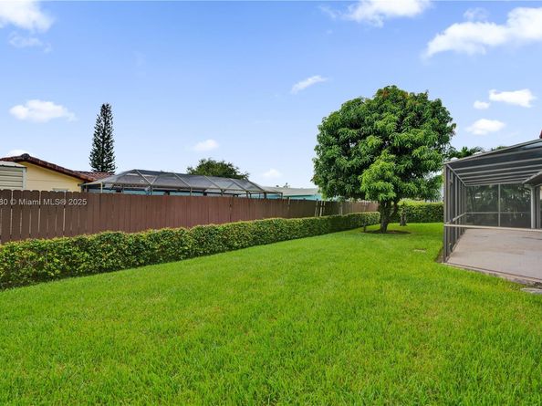 8280 SW 205th St, Cutler Bay FL 33189