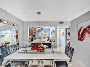 871 NE 207 Ln 20315, Miami FL 33179
