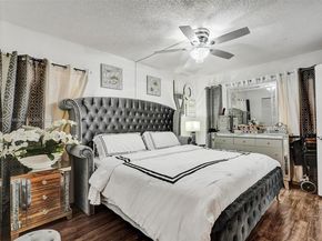 871 NE 207 Ln 20315, Miami FL 33179