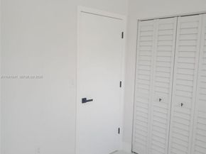 4315 SW 98th Ave, Miami FL 33165