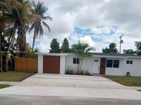 4315 SW 98th Ave, Miami FL 33165