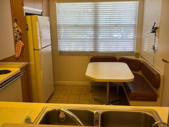 3102 Portofino Pt M2, Coconut Creek FL 33066