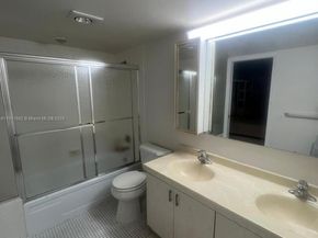 3102 Portofino Pt M2, Coconut Creek FL 33066