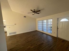 11520 NW 31st Pl, Sunrise FL 33323