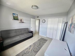 5300 Washington St U403, Hollywood FL 33021