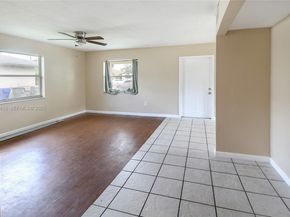 2725 NW 3rd St, Pompano Beach FL 33069