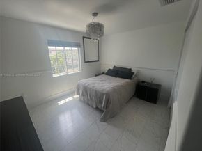 3915 NE 168th St 3915, North Miami Beach FL 33160