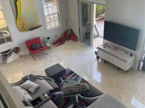 3915 NE 168th St 3915, North Miami Beach FL 33160