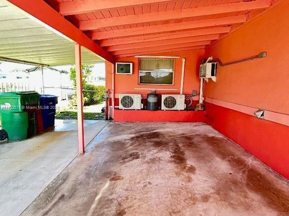 19525 NW 38th Ct, Miami Gardens FL 33055