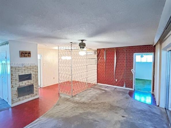 19525 NW 38th Ct, Miami Gardens FL 33055
