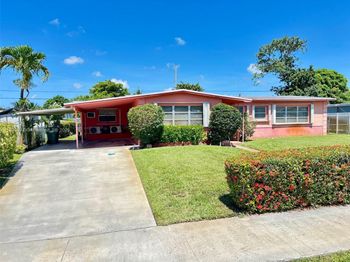 19525 NW 38th Ct