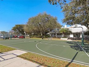 14509 SW 138th Ct, Miami FL 33186