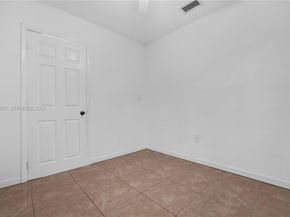 6841 Raleigh St, Hollywood FL 33024