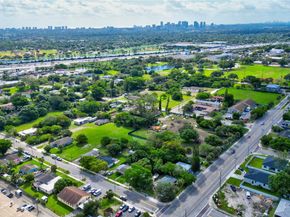 2736 NW 21st Ave, Oakland Park FL 33311