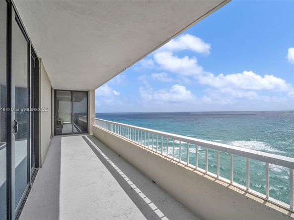 5510 N Ocean Dr 19B, Singer Island FL 33404
