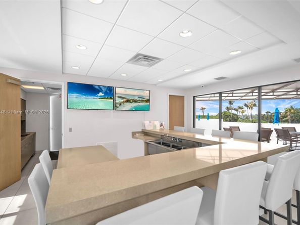 5510 N Ocean Dr 19B, Singer Island FL 33404
