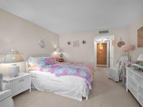 5510 N Ocean Dr 19B, Singer Island FL 33404