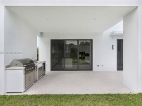 16492 S Botaniko Dr S, Weston FL 33326