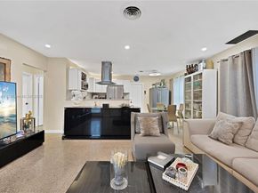 2615 Liberty St, Hollywood FL 33020