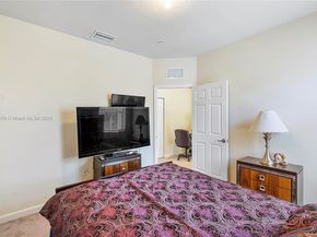 142 SE 28th Ter 11, Homestead FL 33033