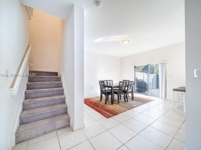 492 NW 203rd Ter, Miami Gardens FL 33169