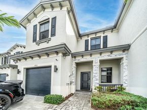 492 NW 203rd Ter, Miami Gardens FL 33169