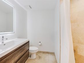 350 S Miami Ave 2104, Miami FL 33130