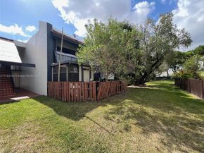 460 W Park Dr 103, Miami FL 33172