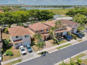 8956 SW 215th Ln, Cutler Bay FL 33189