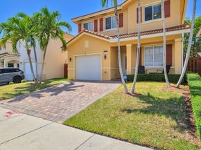 8956 SW 215th Ln, Cutler Bay FL 33189